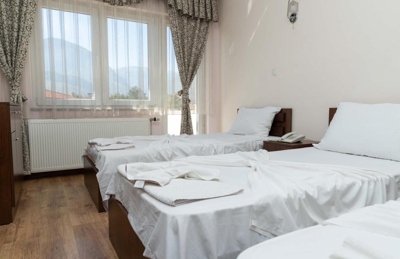 פג'ה Hotel Leo מראה חיצוני תמונה